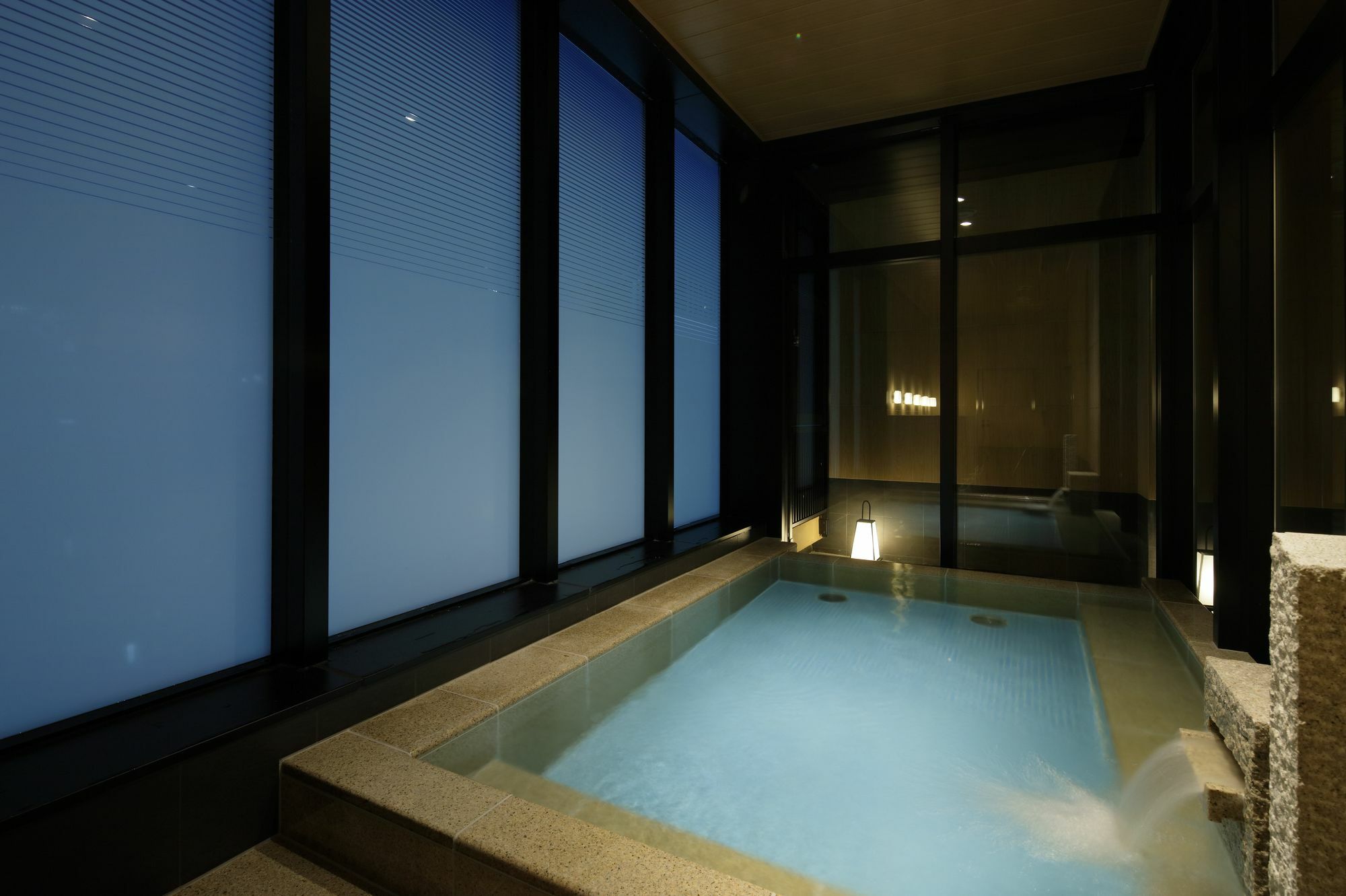 ホテル カンデオホテルズ東京新橋 4*