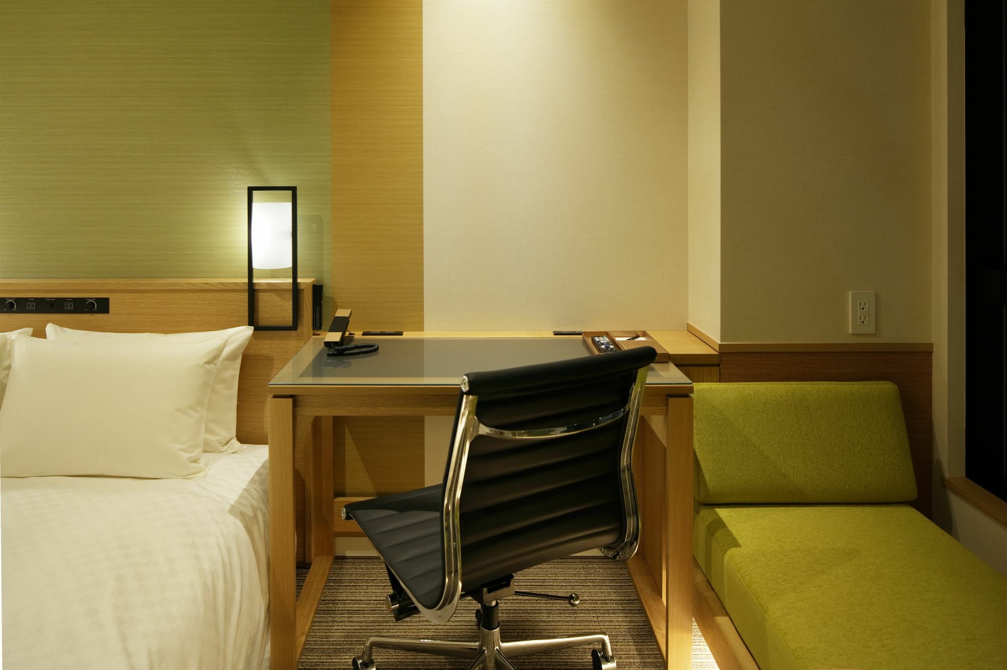 カンデオホテルズ東京新橋 4*